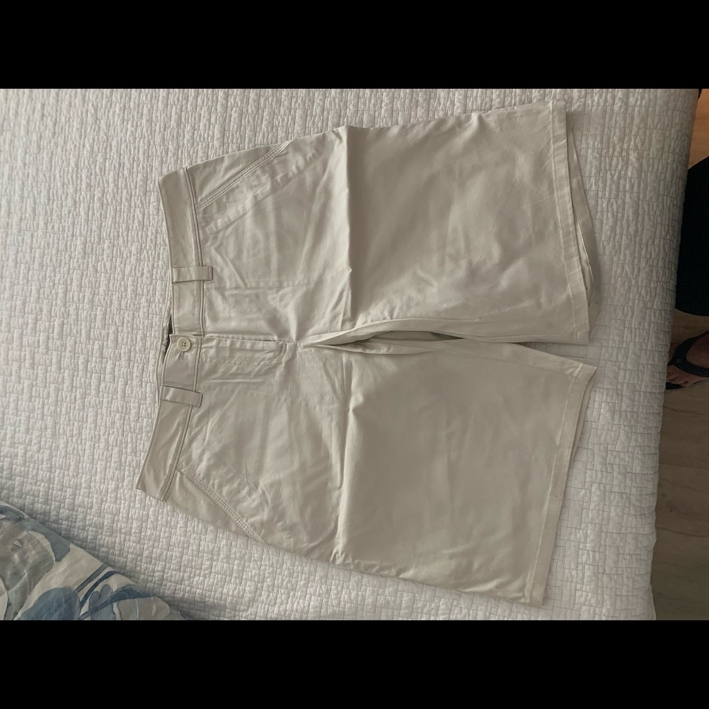Tommy Bahama shorts